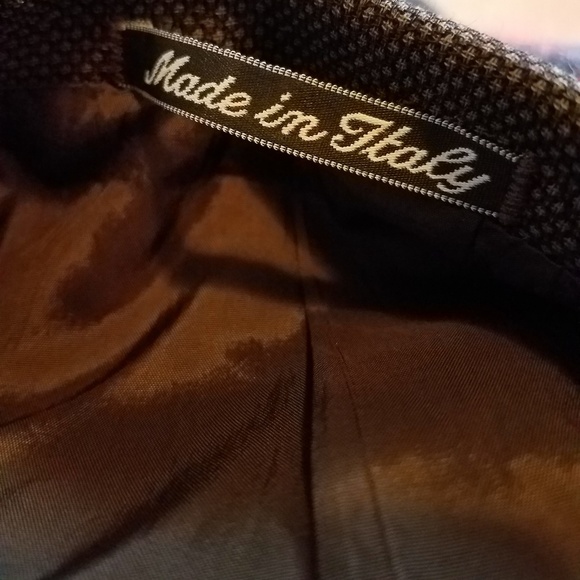 Georgio Armani Le Collezioni 100% Pure Wool Blazer - Picture 5 of 8